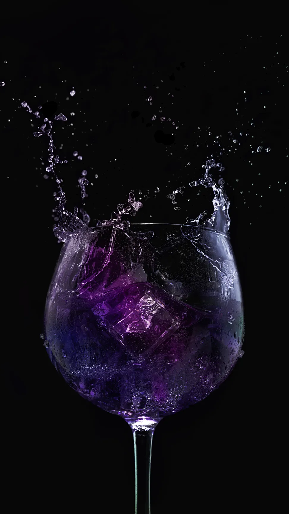 Splash dramático de Blue Velvet en copa